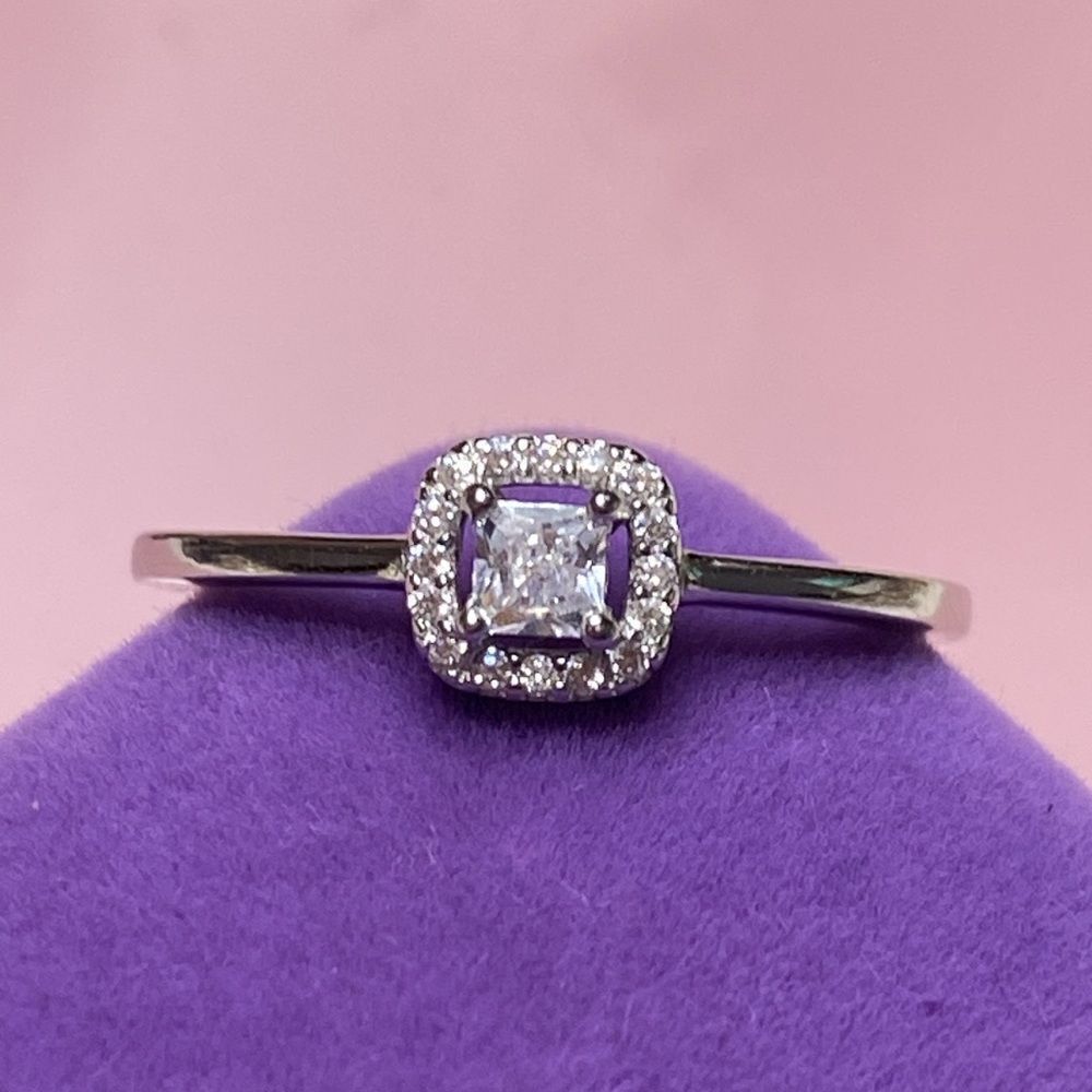 💛 925 CZ Halo Minimalist Stacking Ring